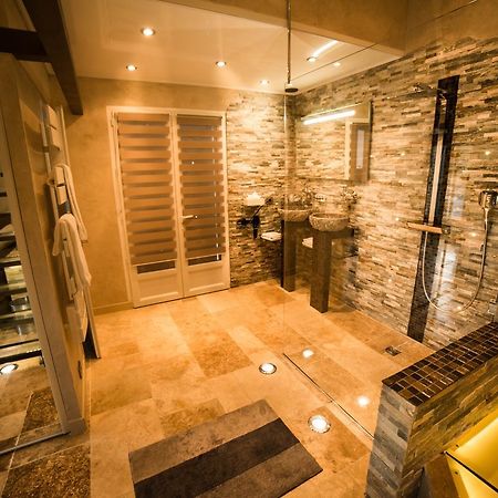 L'Eveil Des Sens Hotel Chateauneuf-le-Rouge ภายนอก รูปภาพ